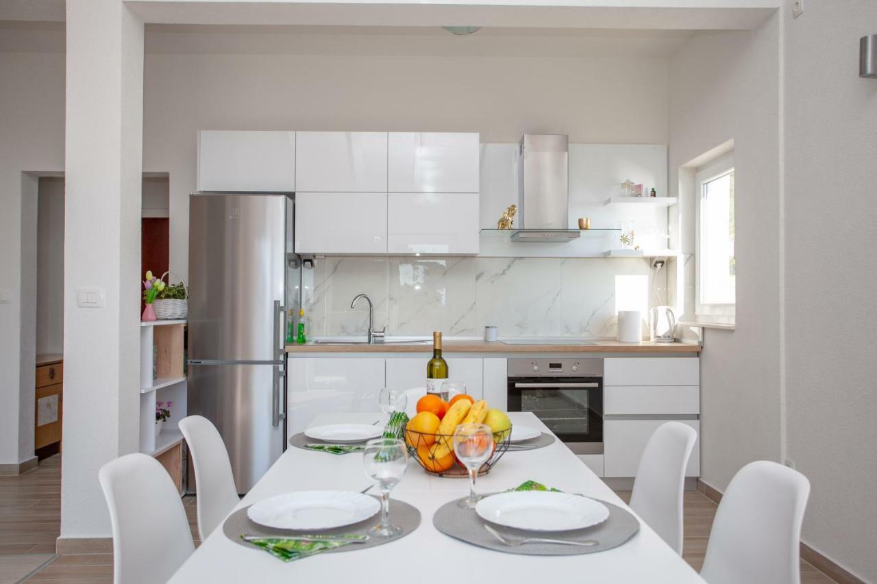 Luxury Sea View Apartment Jesenice  Exteriér fotografie